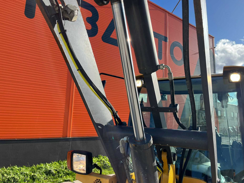 Arrendamiento de Volvo L 25 F BUCKET & FORKS Volvo L 25 F BUCKET & FORKS: foto 10