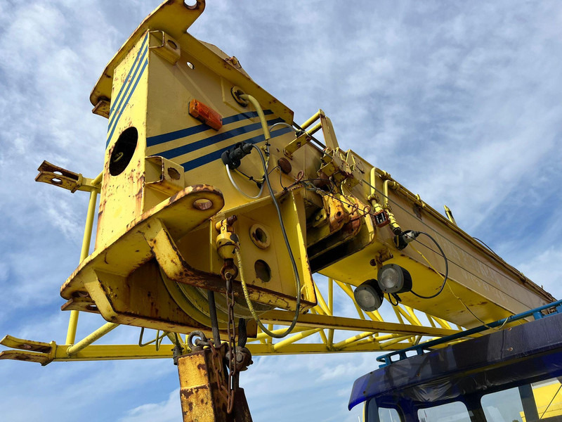 Autogrúa Volvo N 10 6x4 BJÖRNKRANAR C 1601 / 20 TON / BOOM 26,2 + JIB: foto 15 Autogrúa Volvo N 10 6x4 BJÖRNKRANAR C 1601 / 20 TON / BOOM 26,2 + JIB: foto 15