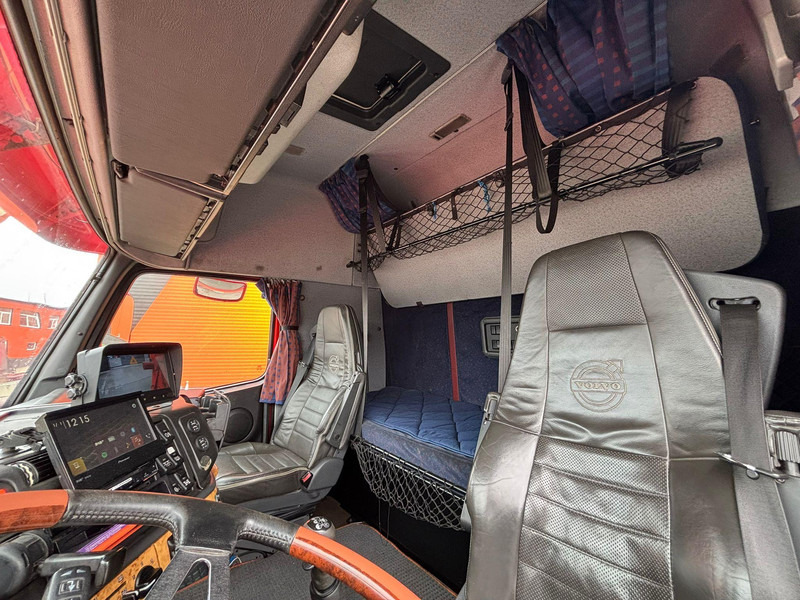 Grua de remolque autos Volvo NH 12 460 6x4 Vulcan V-70 / 2x SEPSON 20 / 30 ton WINCH: foto 19 Grua de remolque autos Volvo NH 12 460 6x4 Vulcan V-70 / 2x SEPSON 20 / 30 ton WINCH: foto 19