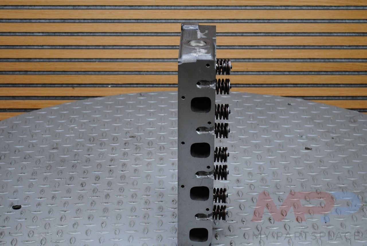 Cilinderkop Kubota V1902 | V1702 - Motor: foto 5 Cilinderkop Kubota V1902 | V1702 - Motor: foto 5