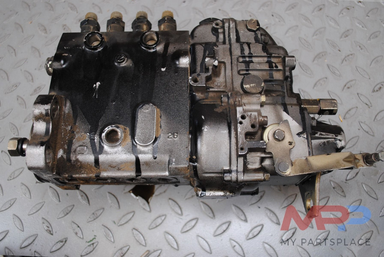 Injectiepomp Zexel Yanmar 4TNE98 - Bomba de combustible: foto 1 Injectiepomp Zexel Yanmar 4TNE98 - Bomba de combustible: foto 1