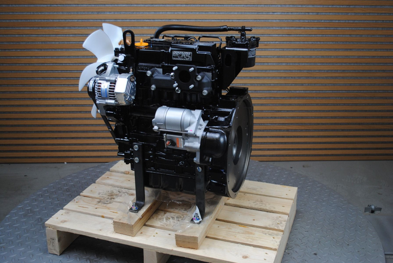 Isuzu 3CB1 *NIEUW* - Motor: foto 2 Isuzu 3CB1 *NIEUW* - Motor: foto 2