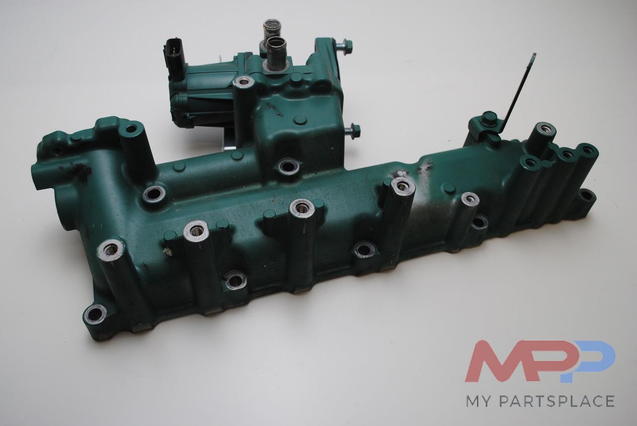 Kubota Inlaat & relaisklep (EGR) Kubota V3307 - 1j770-62702 - Motor: foto 3 Kubota Inlaat & relaisklep (EGR) Kubota V3307 - 1j770-62702 - Motor: foto 3