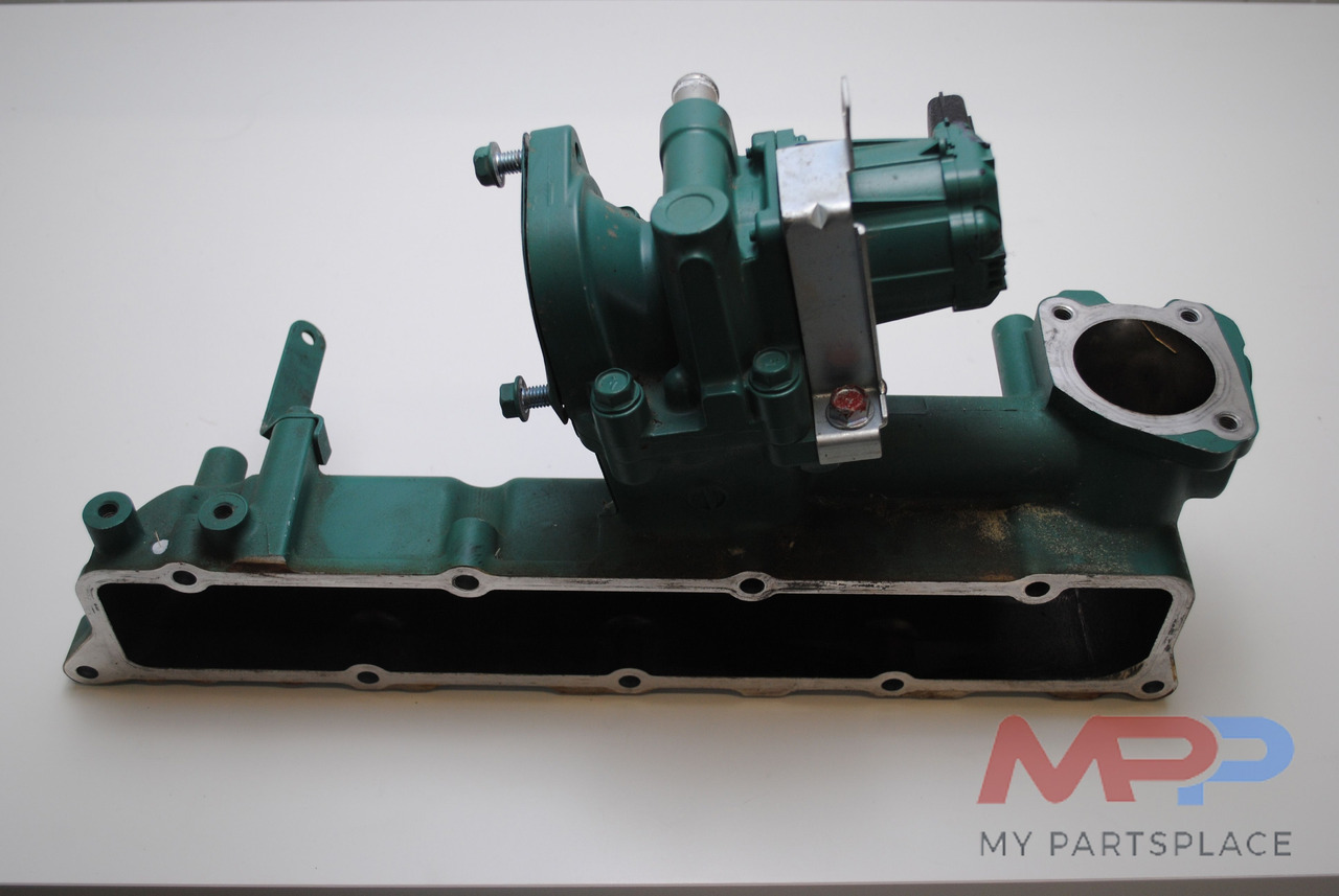 Kubota Inlaat & relaisklep (EGR) Kubota V3307 - 1j770-62702 - Motor: foto 2 Kubota Inlaat & relaisklep (EGR) Kubota V3307 - 1j770-62702 - Motor: foto 2