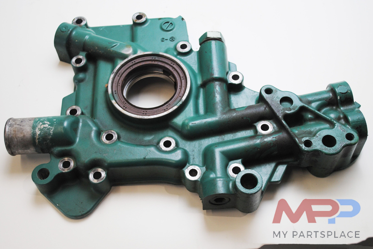 Kubota Oliepomphuis - Distributiehuis - oliepomp Kubota V3307 - 1G722-04225 - Motor: foto 1 Kubota Oliepomphuis - Distributiehuis - oliepomp Kubota V3307 - 1G722-04225 - Motor: foto 1