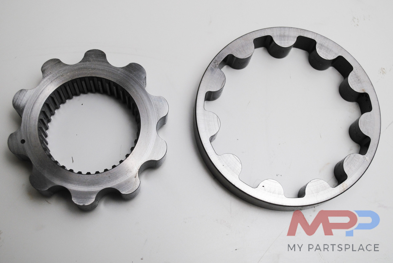 Kubota Oliepomphuis - Distributiehuis - oliepomp Kubota V3307 - 1G722-04225 - Motor: foto 4 Kubota Oliepomphuis - Distributiehuis - oliepomp Kubota V3307 - 1G722-04225 - Motor: foto 4