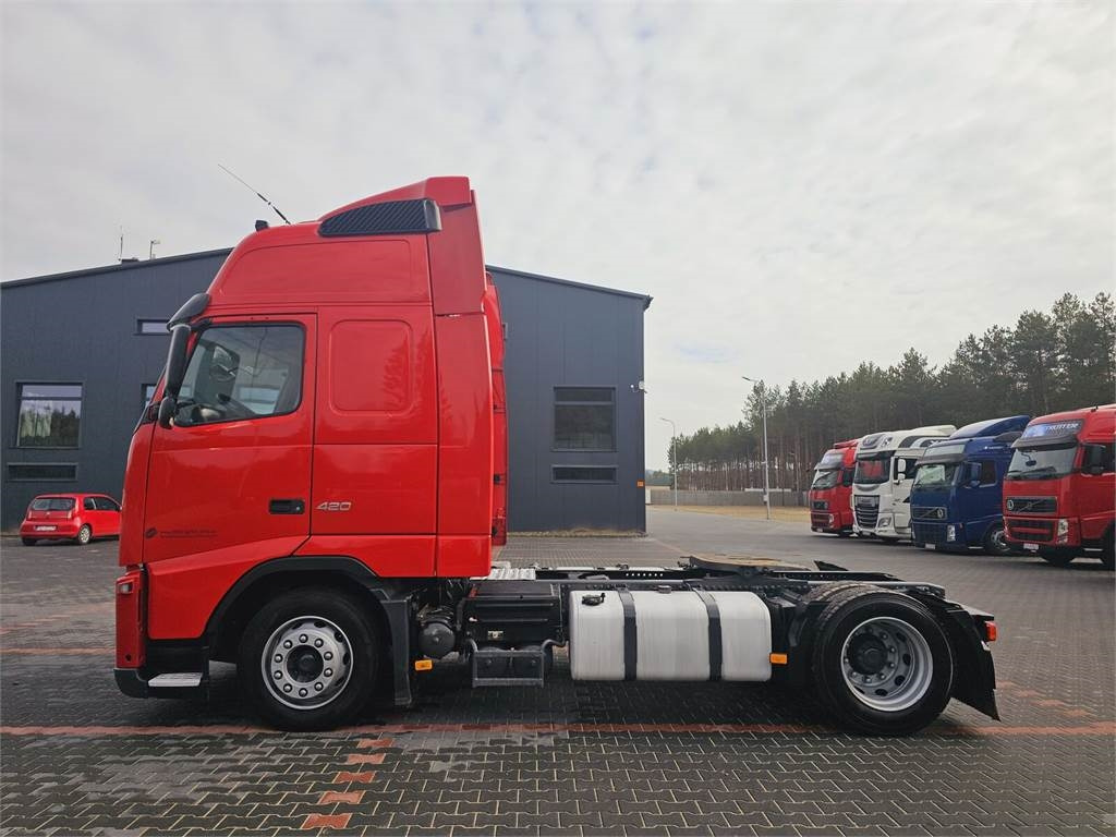 Volvo FH13 XXL EURO 5 2011 + KRONE MEGA RAISE - Cabeza tractora: foto 5 Volvo FH13 XXL EURO 5 2011 + KRONE MEGA RAISE - Cabeza tractora: foto 5