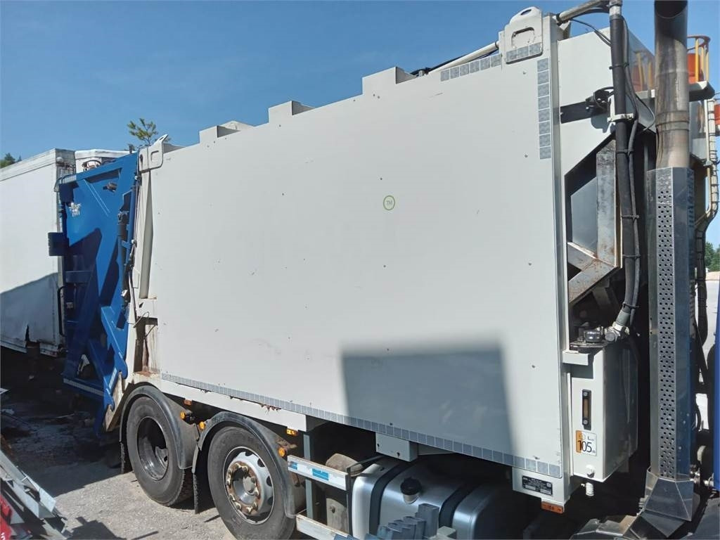 DAF Superstructure garbage truck MOL VDK PUSHER 20m3 - Camión de basura: foto 1 DAF Superstructure garbage truck MOL VDK PUSHER 20m3 - Camión de basura: foto 1