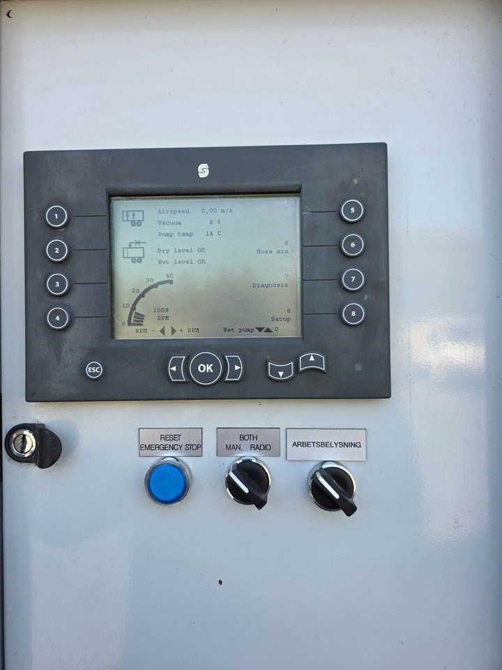 Vehículo municipal Scania Larsen FlexVac 311 Vacuum suction loader: foto 13