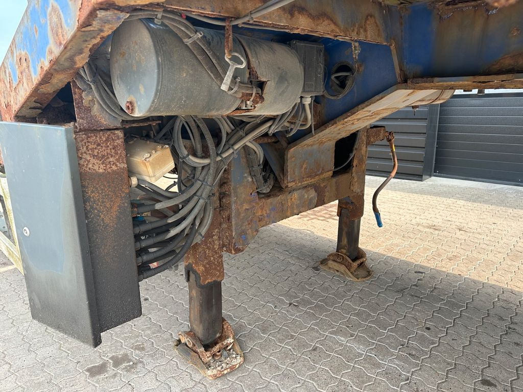 Nooteboom 4 achs tele / 3 x ausziehbar / 48.000 mm - Semirremolque plataforma/ Caja abierta: foto 5 Nooteboom 4 achs tele / 3 x ausziehbar / 48.000 mm - Semirremolque plataforma/ Caja abierta: foto 5