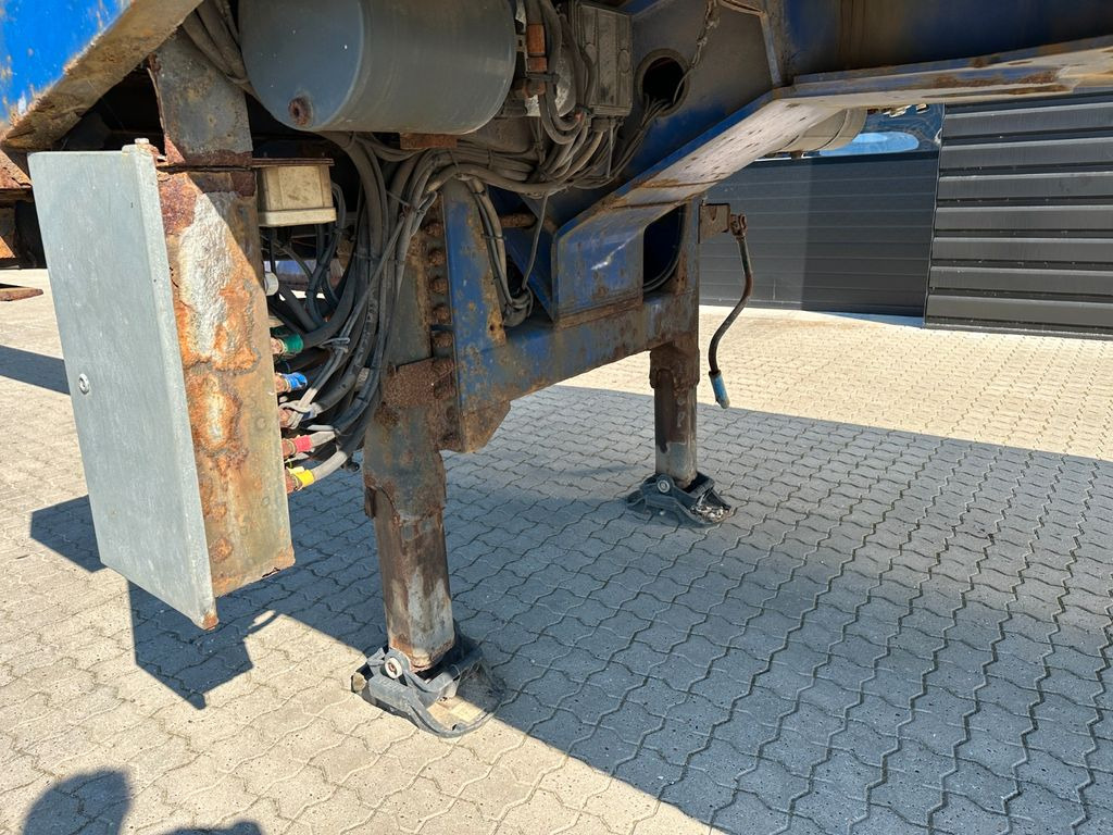 Nooteboom 4 achs tele / 3 x ausziehbar / 48.000 mm - Semirremolque plataforma/ Caja abierta: foto 4 Nooteboom 4 achs tele / 3 x ausziehbar / 48.000 mm - Semirremolque plataforma/ Caja abierta: foto 4