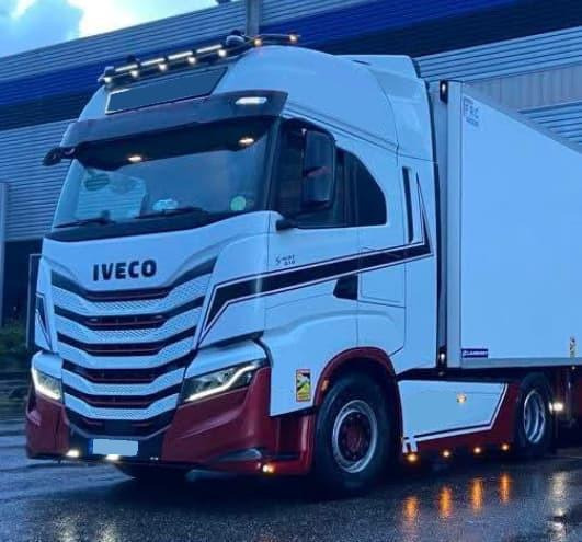 Iveco S-WAY AS 440 S - Cabeza tractora: foto 2 Iveco S-WAY AS 440 S - Cabeza tractora: foto 2