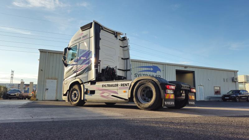 Volvo FH 500 AERO Globetrotter XXL (Location / Rent) - Cabeza tractora: foto 2 Volvo FH 500 AERO Globetrotter XXL (Location / Rent) - Cabeza tractora: foto 2