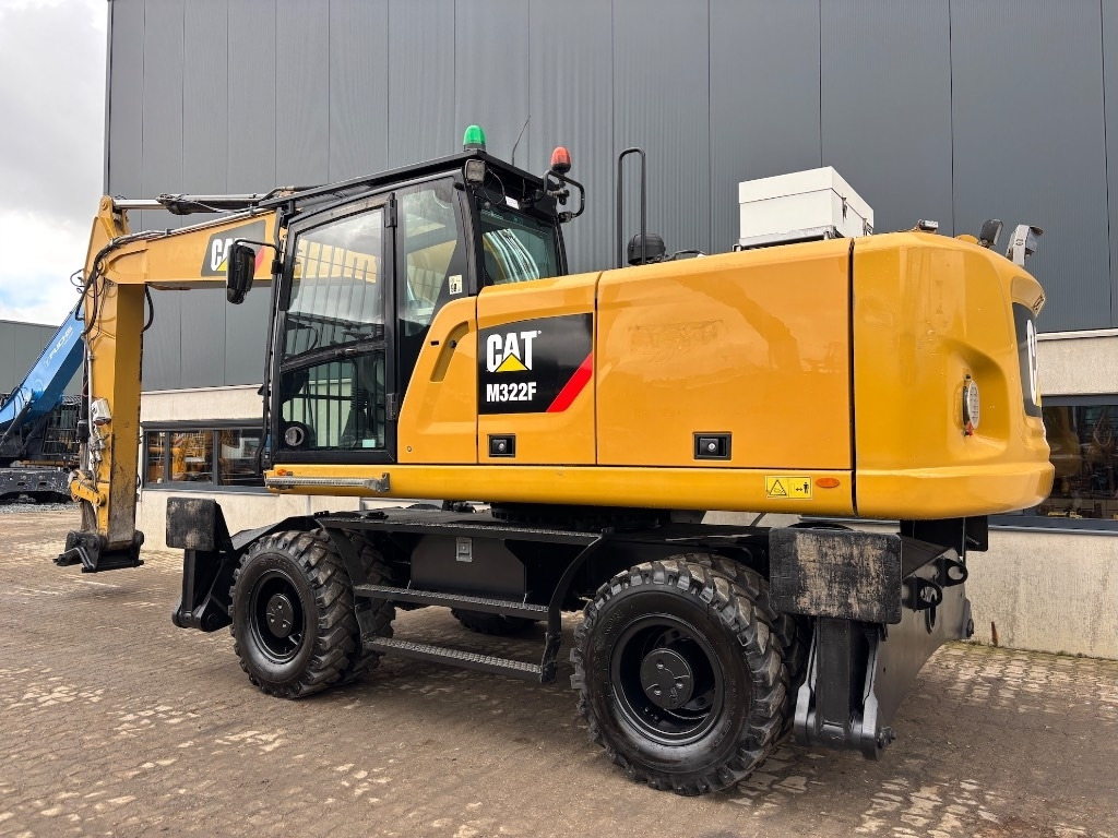 CAT CAT M 322 F - M322 - M 320 - M 318 - Excavadora de ruedas: foto 3 CAT CAT M 322 F - M322 - M 320 - M 318 - Excavadora de ruedas: foto 3