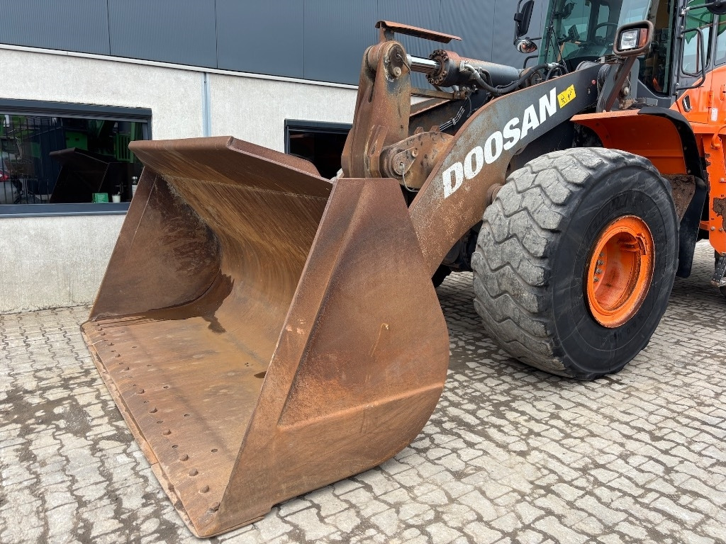 Cargadora de ruedas Doosan DL 450-5 - DL 420 -: foto 11