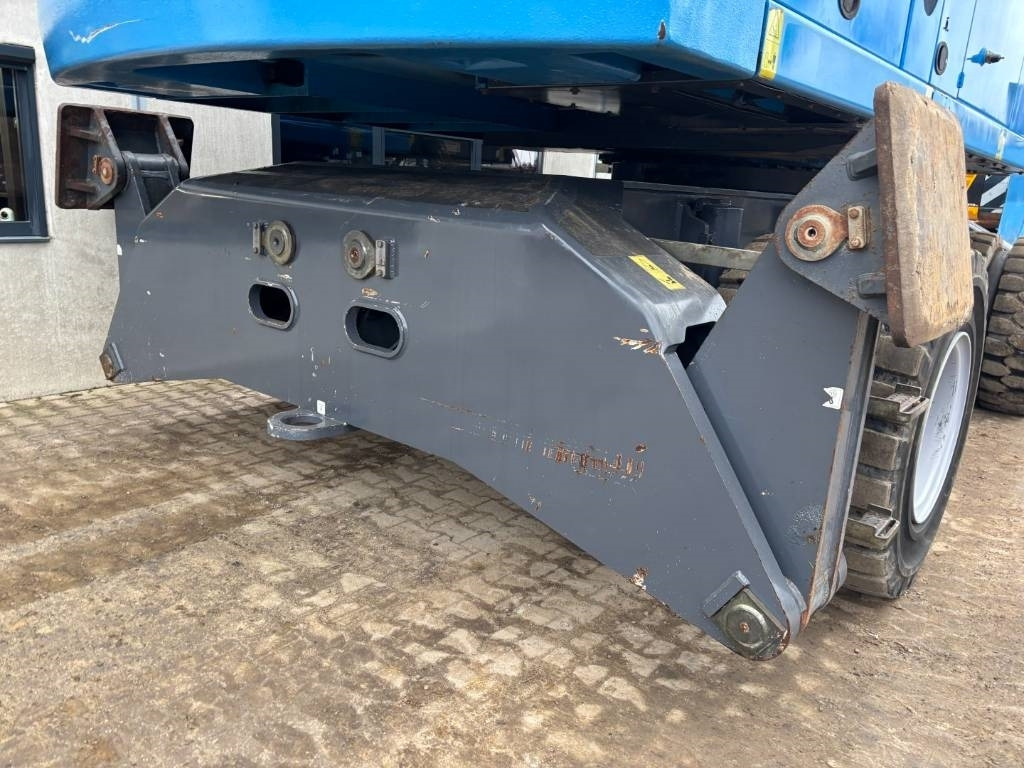 Manipulador de materiales Fuchs MHL 380 -- only 6650 real working hours: foto 11 Manipulador de materiales Fuchs MHL 380 -- only 6650 real working hours: foto 11