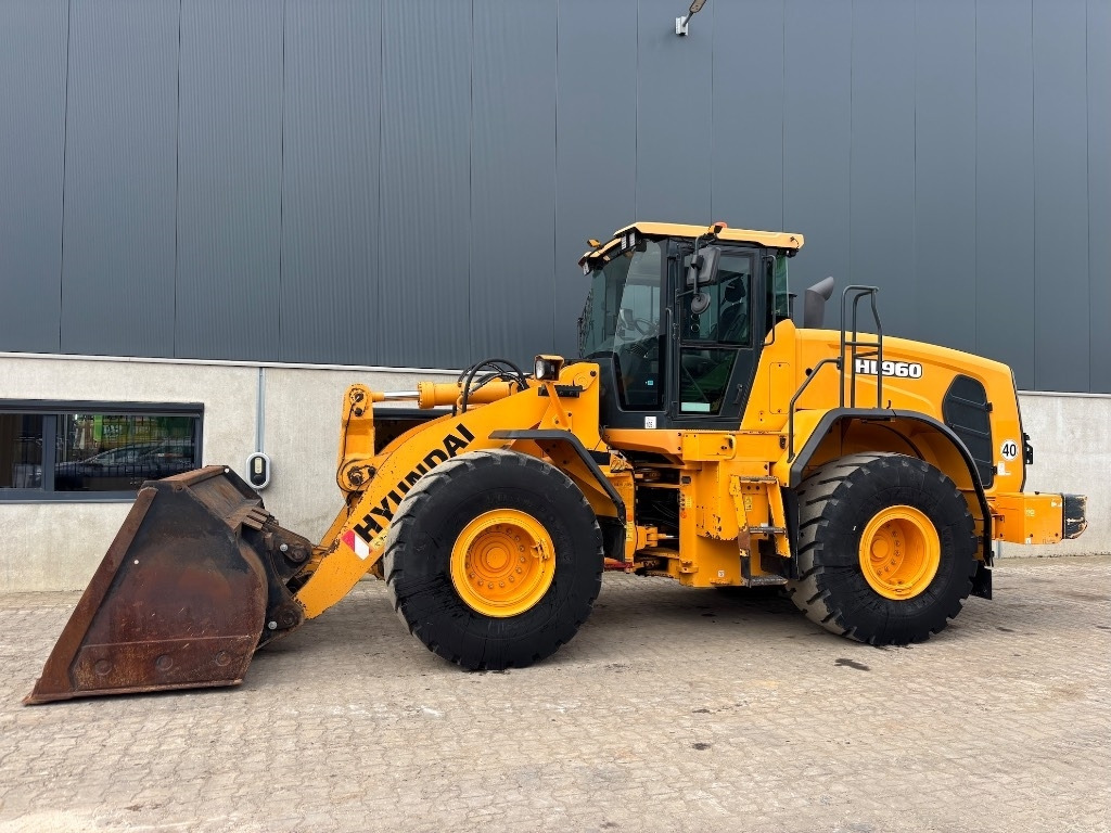 Hyundai HL 960 - 955 - Cargadora de ruedas: foto 2 Hyundai HL 960 - 955 - Cargadora de ruedas: foto 2