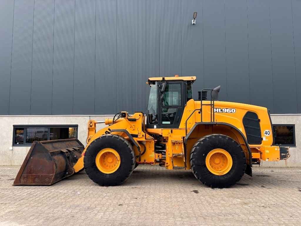Hyundai HL 960 - 955 - Cargadora de ruedas: foto 3 Hyundai HL 960 - 955 - Cargadora de ruedas: foto 3
