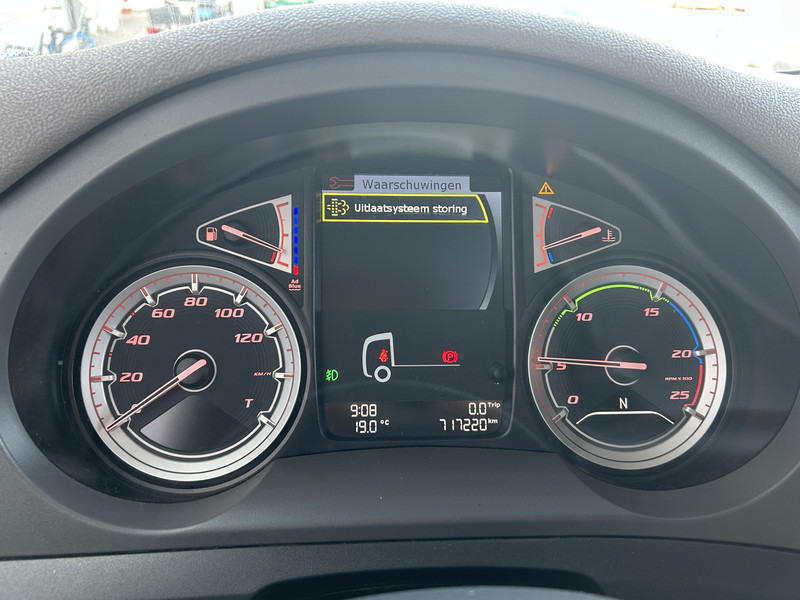 DAF CF 410 FT Space Cab / 717 dkm / Smart Tacho V2 / APK TUV 09-25 - Cabeza tractora: foto 4 DAF CF 410 FT Space Cab / 717 dkm / Smart Tacho V2 / APK TUV 09-25 - Cabeza tractora: foto 4