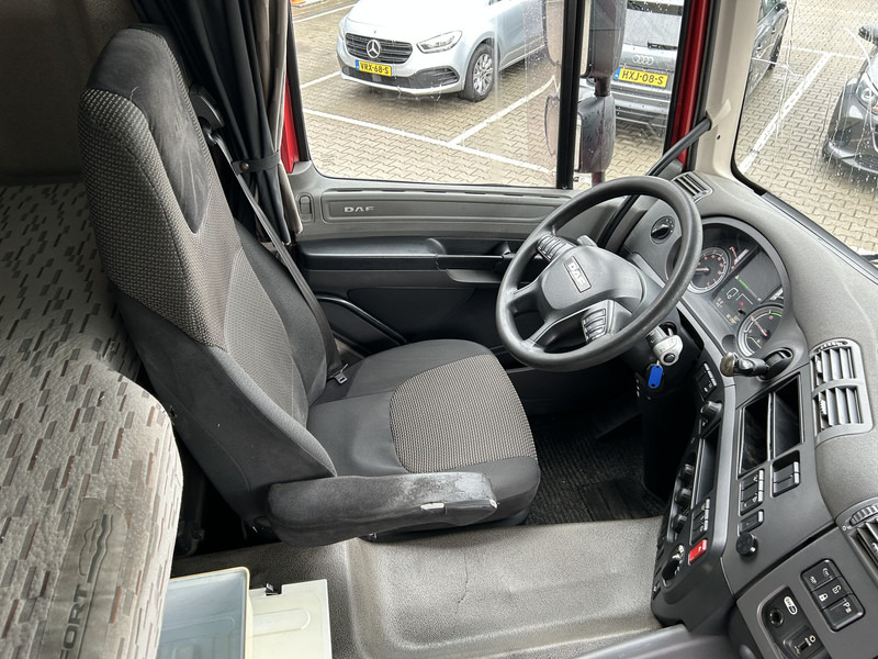 DAF CF 440 FT Space Cab / ADR / 821 dkm / PTO / APK TUV 06-26 - Cabeza tractora: foto 3 DAF CF 440 FT Space Cab / ADR / 821 dkm / PTO / APK TUV 06-26 - Cabeza tractora: foto 3