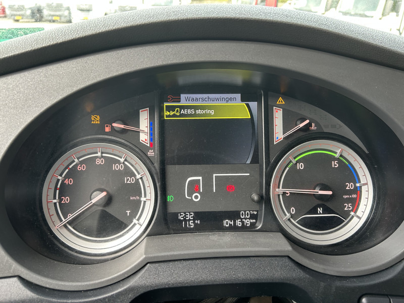 DAF XF 440 FT SC / Mega - Low Deck / Smart Tacho V2 / 2 Tanks / Stand Klima - Cabeza tractora: foto 4 DAF XF 440 FT SC / Mega - Low Deck / Smart Tacho V2 / 2 Tanks / Stand Klima - Cabeza tractora: foto 4