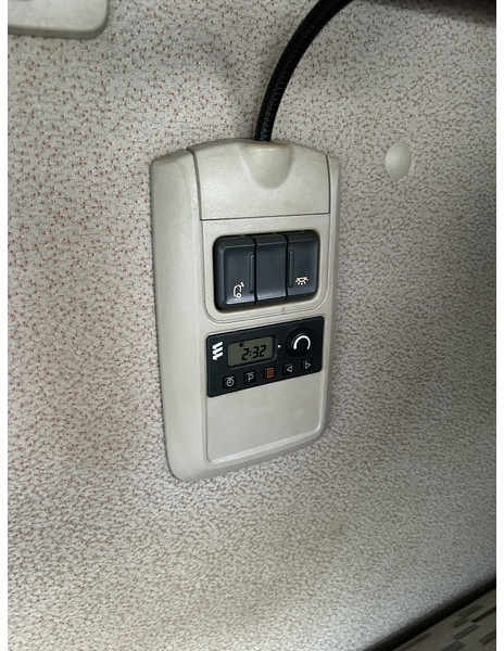 Cabeza tractora DAF XF 440 FT SC / Smart Tacho V2 / 2 Tanks / Stand Klima: foto 9 Cabeza tractora DAF XF 440 FT SC / Smart Tacho V2 / 2 Tanks / Stand Klima: foto 9