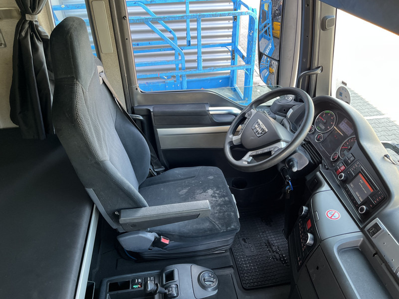 MAN TGX 18.440 XXL / 684 dkm / 2 Tanks / Stand klima / NL truck - Cabeza tractora: foto 3 MAN TGX 18.440 XXL / 684 dkm / 2 Tanks / Stand klima / NL truck - Cabeza tractora: foto 3