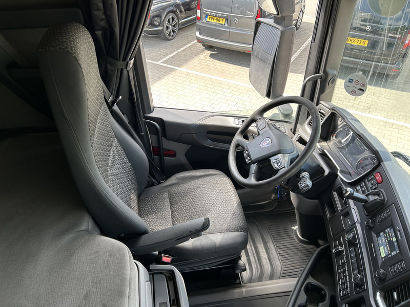 Scania R410 Highline / Retarder / 709 dkm / 2 Tanks / Stand Airco - Cabeza tractora: foto 3 Scania R410 Highline / Retarder / 709 dkm / 2 Tanks / Stand Airco - Cabeza tractora: foto 3