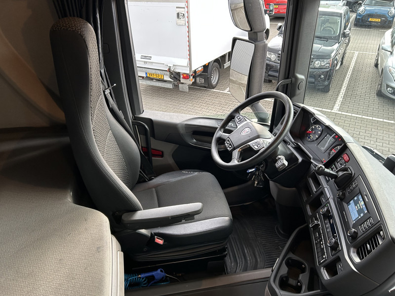 Scania R450 Highline / Retarder / 758 dkm / APK TUV 03-26 - Cabeza tractora: foto 3 Scania R450 Highline / Retarder / 758 dkm / APK TUV 03-26 - Cabeza tractora: foto 3