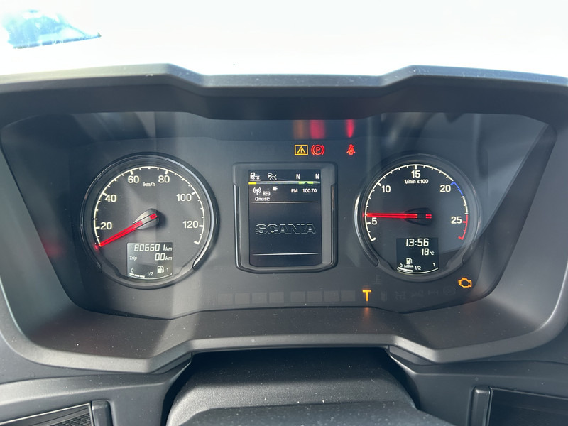 Scania R450 Highline / Retarder / 806 dkm / APK TUV 03-26 - Cabeza tractora: foto 4 Scania R450 Highline / Retarder / 806 dkm / APK TUV 03-26 - Cabeza tractora: foto 4
