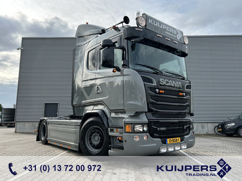 Scania R520 V8 / Showtruck / Buffl Special Interior / Vol Lucht / Retarder - Cabeza tractora: foto 1 Scania R520 V8 / Showtruck / Buffl Special Interior / Vol Lucht / Retarder - Cabeza tractora: foto 1