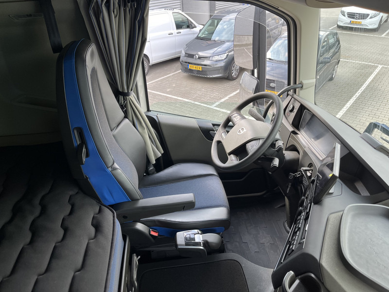 Volvo FH 460 Globetrotter / Retarder / 2 Tanks / Stand Klima / APK TUV 09-25 - Cabeza tractora: foto 3 Volvo FH 460 Globetrotter / Retarder / 2 Tanks / Stand Klima / APK TUV 09-25 - Cabeza tractora: foto 3