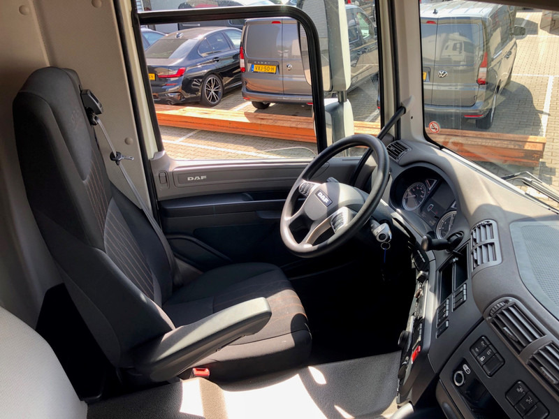 DAF CF 260 FA / Carrier Koeler / Chereau Frigo Box / Laadklep / APK TUV 09-25 - Camión frigorífico: foto 3 DAF CF 260 FA / Carrier Koeler / Chereau Frigo Box / Laadklep / APK TUV 09-25 - Camión frigorífico: foto 3