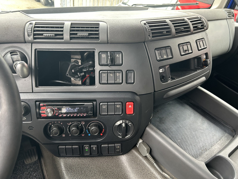 DAF CF 370 FA + Pacton MXD 218 / Curtainside Combi / Loadlift / APK TUV 05-26 - Camión lona: foto 5 DAF CF 370 FA + Pacton MXD 218 / Curtainside Combi / Loadlift / APK TUV 05-26 - Camión lona: foto 5