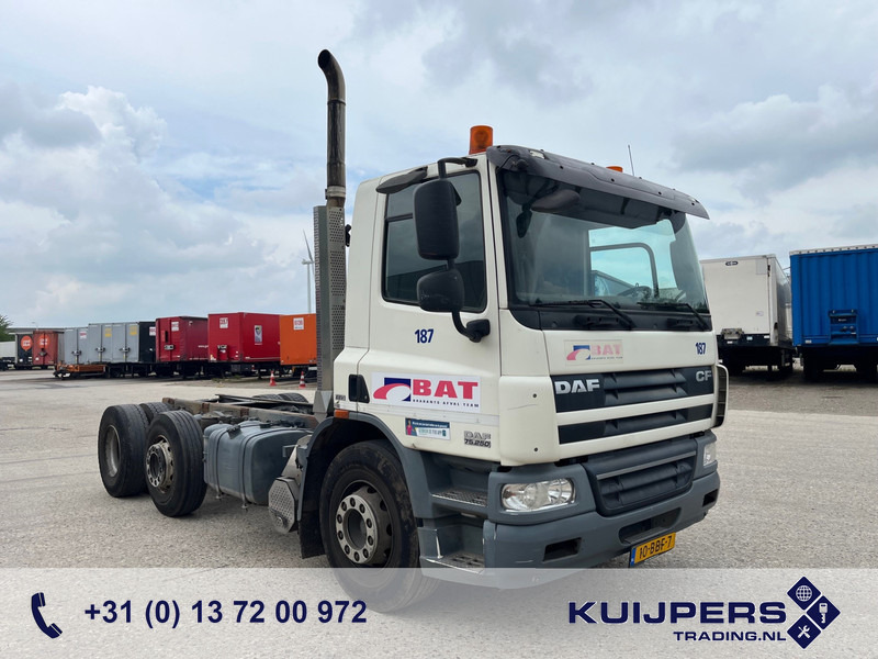 DAF FAG CF 75.250 EEV Euro 5 / 6x2 / 158 DKM / Chassis-Cabine - Camión chasis: foto 1 DAF FAG CF 75.250 EEV Euro 5 / 6x2 / 158 DKM / Chassis-Cabine - Camión chasis: foto 1