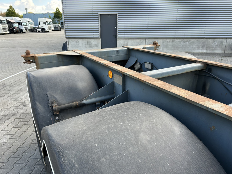 Fruehauf ED 24 / 2 as Blad - Spring / Container 20 FT / Classic / Oldtimer - Semirremolque portacontenedore/ Intercambiable: foto 4 Fruehauf ED 24 / 2 as Blad - Spring / Container 20 FT / Classic / Oldtimer - Semirremolque portacontenedore/ Intercambiable: foto 4