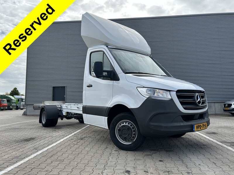 Mercedes-Benz Sprinter 515 1.9 CDI / Chassis Cabine / WB 433 cm / 324 dkm / APK TUV 03-26 - Furgoneta: foto 1 Mercedes-Benz Sprinter 515 1.9 CDI / Chassis Cabine / WB 433 cm / 324 dkm / APK TUV 03-26 - Furgoneta: foto 1