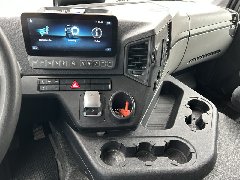 Mercedes-Benz Actros 2124 / Carrier Koeler -30 gr / Cheraeu / Laadklep / APK 11-26 - Camión frigorífico: foto 5 Mercedes-Benz Actros 2124 / Carrier Koeler -30 gr / Cheraeu / Laadklep / APK 11-26 - Camión frigorífico: foto 5