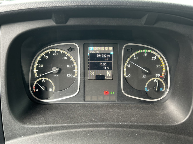 Mercedes-Benz Atego 1018 / 594 dkm / Box 6.3 mtr / Loadlift / APK TUV 04-26 - Camión caja cerrada: foto 4 Mercedes-Benz Atego 1018 / 594 dkm / Box 6.3 mtr / Loadlift / APK TUV 04-26 - Camión caja cerrada: foto 4