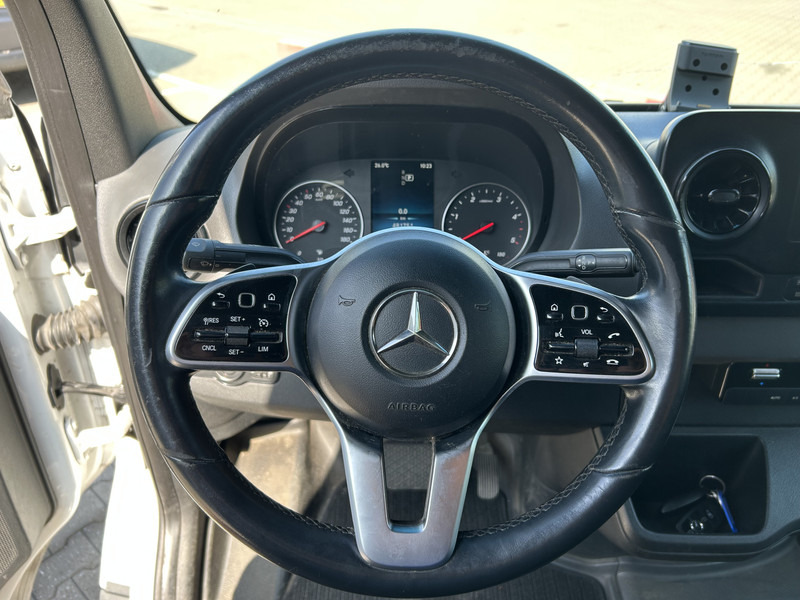 Mercedes-Benz Sprinter 314 2.2 CDI / L4 H2 / Loadlift 650 kg / Navi / APK TUV 01-26 - Furgón: foto 3 Mercedes-Benz Sprinter 314 2.2 CDI / L4 H2 / Loadlift 650 kg / Navi / APK TUV 01-26 - Furgón: foto 3