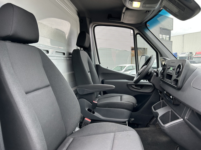 Furgoneta caja cerrada Mercedes-Benz Sprinter 515 1.9 CDI / 126 dkm / Box 4.4 mtr / Laadklep / APK 07-26: foto 6