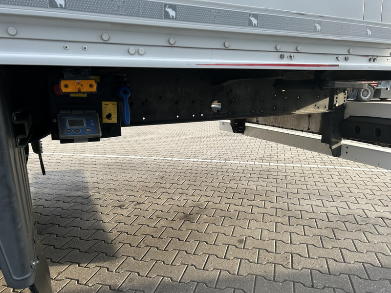 Arrendamiento de Schmitz Cargobull SCB S3B / Box Trailer / 2x Liftas / APK TUV 09-26 Schmitz Cargobull SCB S3B / Box Trailer / 2x Liftas / APK TUV 09-26: foto 7 Arrendamiento de Schmitz Cargobull SCB S3B / Box Trailer / 2x Liftas / APK TUV 09-26 Schmitz Cargobull SCB S3B / Box Trailer / 2x Liftas / APK TUV 09-26: foto 7
