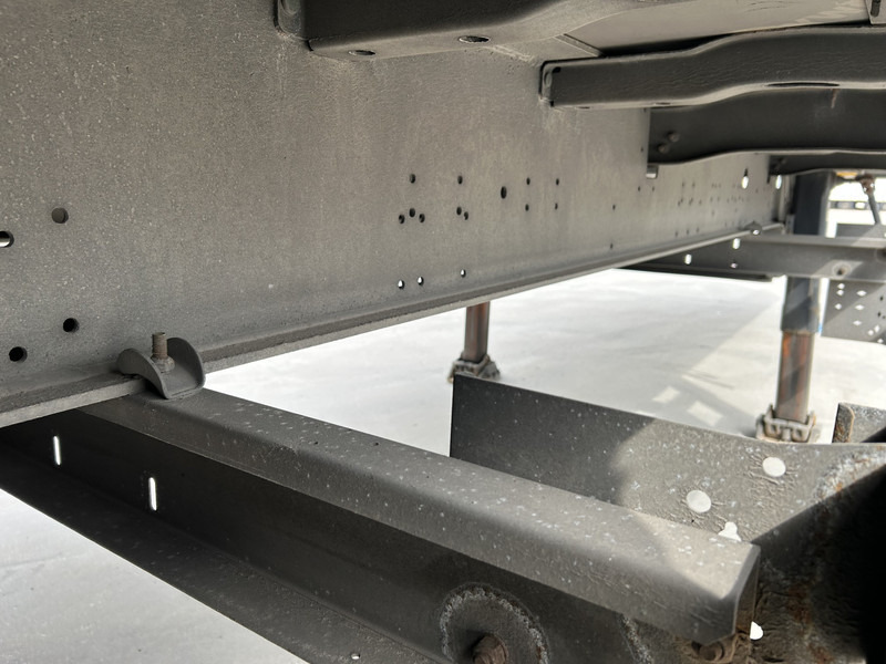 Schmitz Cargobull SCB S3B / Box Trailer / BPW Drum / NL Trailer / APK 10-26 - Semirremolque caja cerrada: foto 5 Schmitz Cargobull SCB S3B / Box Trailer / BPW Drum / NL Trailer / APK 10-26 - Semirremolque caja cerrada: foto 5