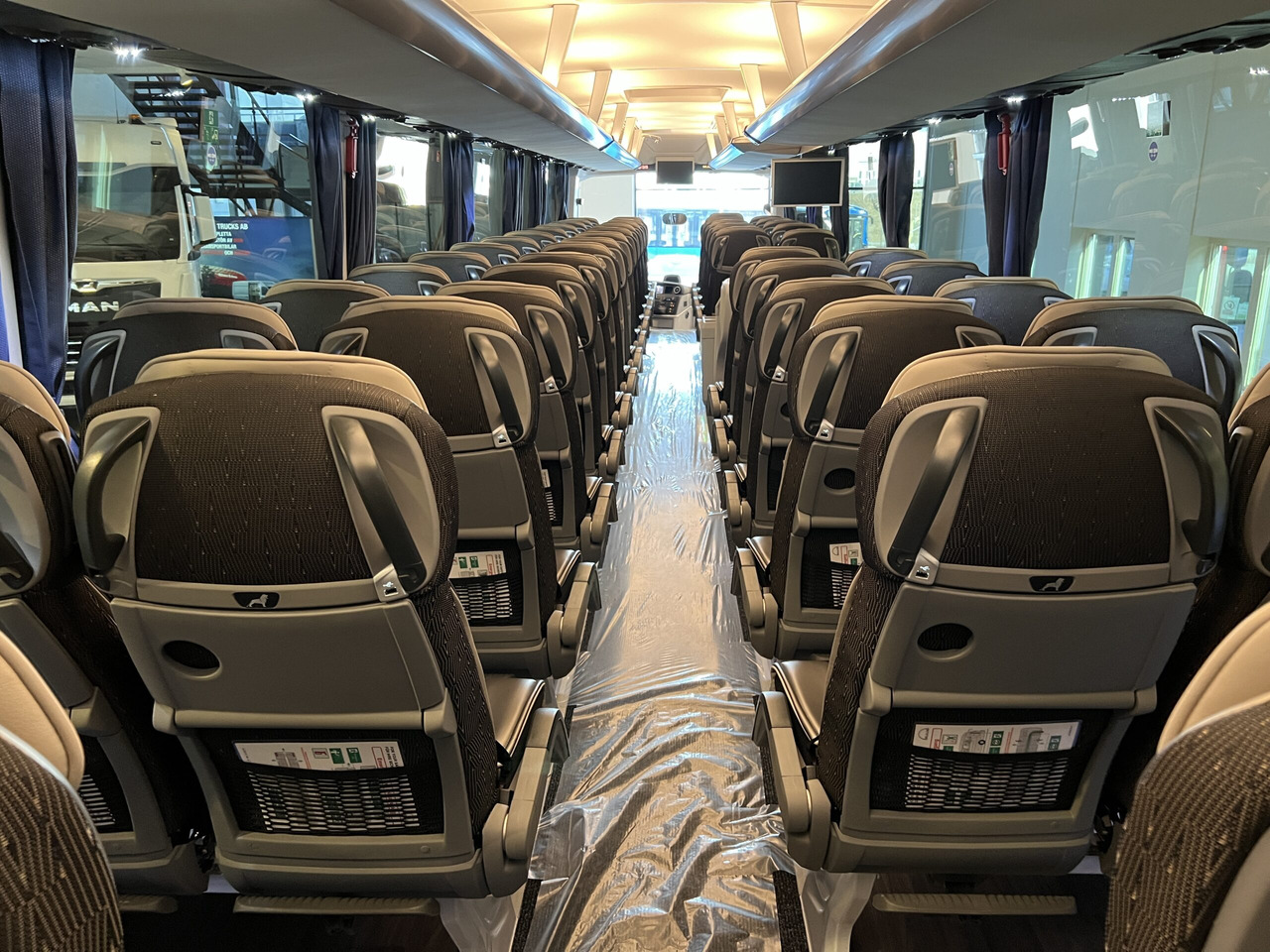 Autocar MAN Lions Coach R08 Euro 6E (Dark Edition): foto 17 Autocar MAN Lions Coach R08 Euro 6E (Dark Edition): foto 17