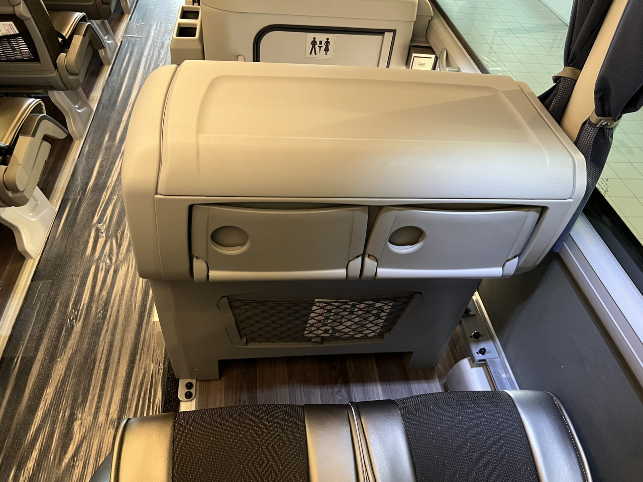 Autocar MAN Lions Coach R08 Euro 6E (Dark Edition): foto 20 Autocar MAN Lions Coach R08 Euro 6E (Dark Edition): foto 20