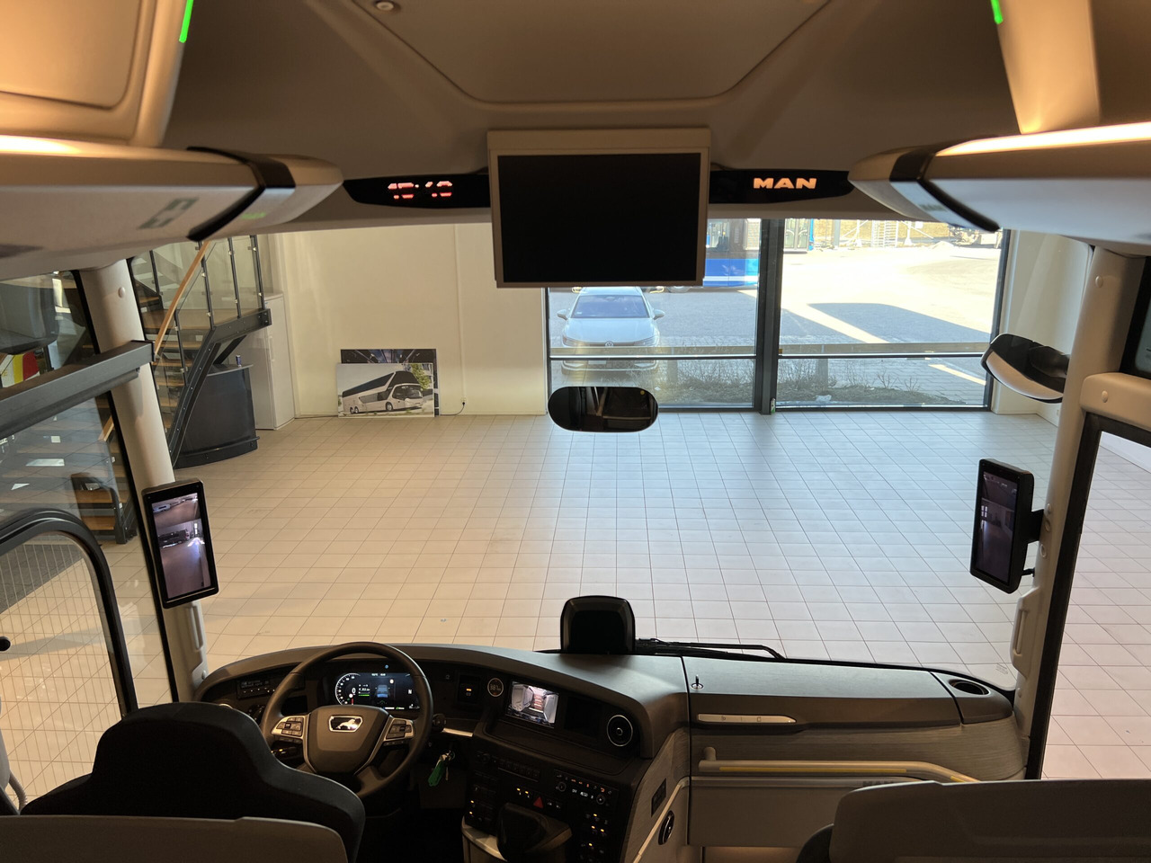 Autocar MAN Lions Coach R08 Euro 6E (Dark Edition): foto 27 Autocar MAN Lions Coach R08 Euro 6E (Dark Edition): foto 27