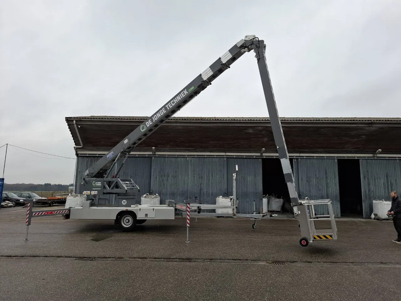 KLAAS ALU-KRANBAU GMBH K400 RSX - Grúa torre: foto 1 KLAAS ALU-KRANBAU GMBH K400 RSX - Grúa torre: foto 1