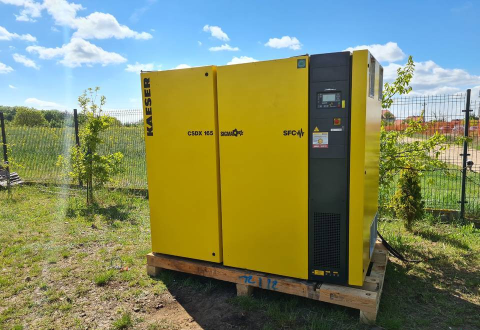 KOMPRESOR ŚRUBOWY KAESER CSDX165 SFC 90Kw, 2012r - Compresor de aire: foto 4 KOMPRESOR ŚRUBOWY KAESER CSDX165 SFC 90Kw, 2012r - Compresor de aire: foto 4