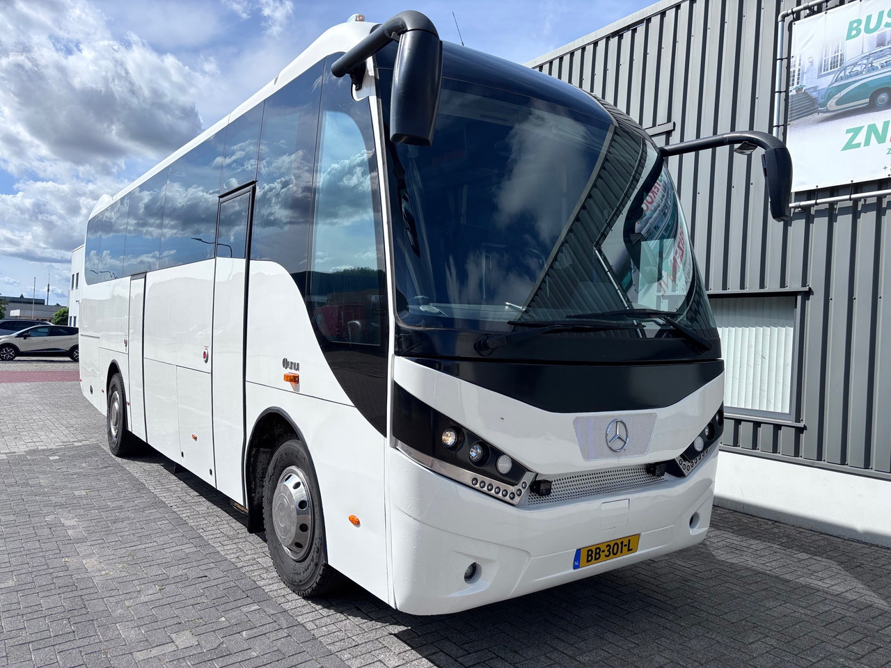 Mercedes ATEGO 1530 Touring GT / UNVI - Autocar: foto 2 Mercedes ATEGO 1530 Touring GT / UNVI - Autocar: foto 2