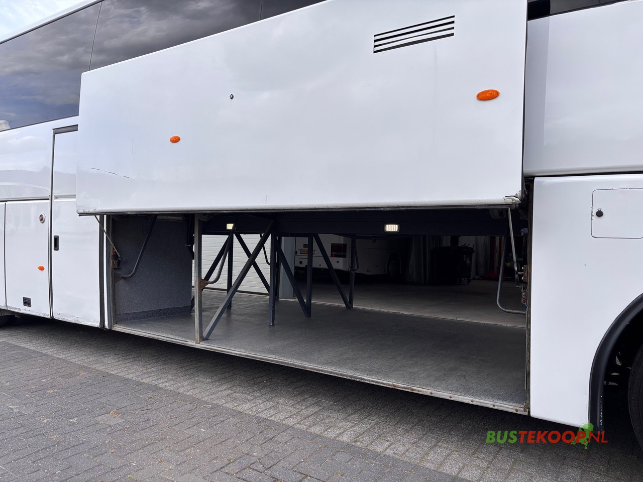 Autocar Volvo B11R SUNSUNDEGUI SC7, Euro 6.: foto 19 Autocar Volvo B11R SUNSUNDEGUI SC7, Euro 6.: foto 19